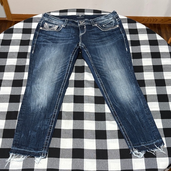 Vigoss Dublin Skinny Jeans Size 16 x 28 Raw Frayed Hem Embellished Distressed - Picture 2 of 13